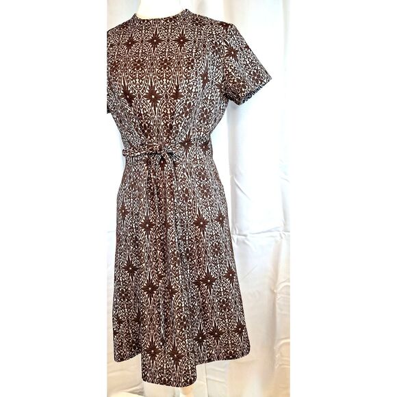 1960s 70s Vintage Brown & White Dress Double Knit Front Tie - Picture 2 of 14